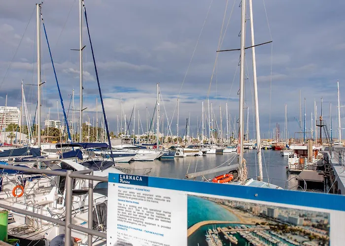 Telmar Port View - 10 Minutes Walk From Finikoudes Διαμέρισμα