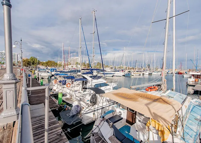 Διαμέρισμα Telmar Port View - 10 Minutes Walk From Finikoudes *