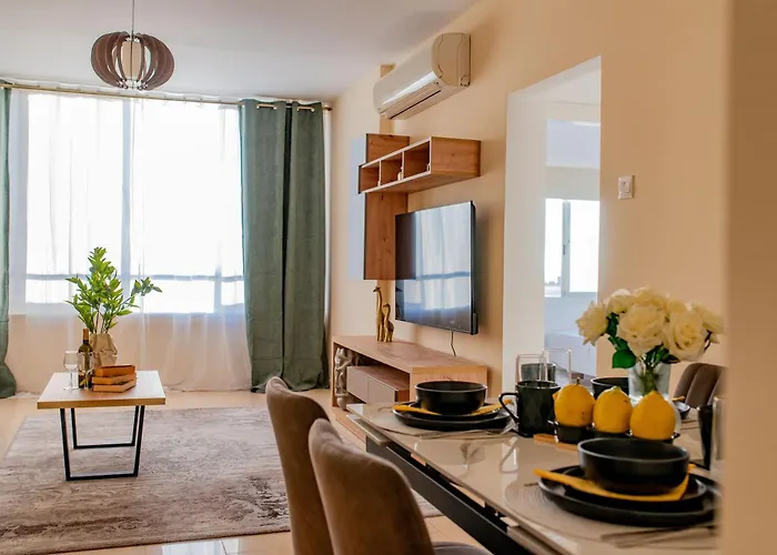 Telmar Port Sea View - 10 Minutes Walk From Finikoudes