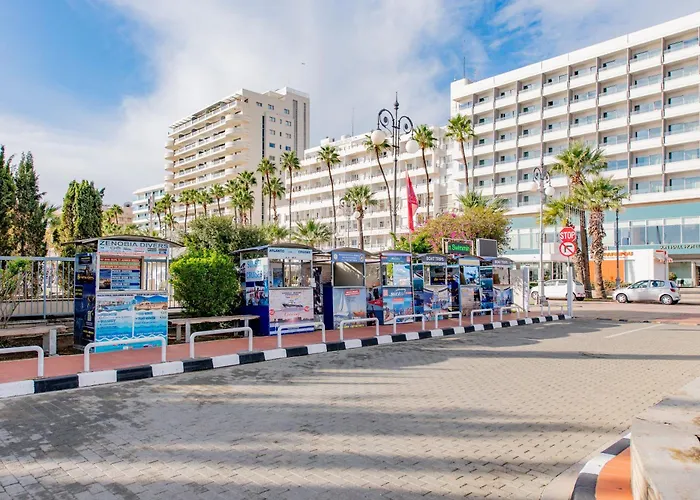 Апартаменты Telmar Port View - 10 Minutes Walk From Finikoudes